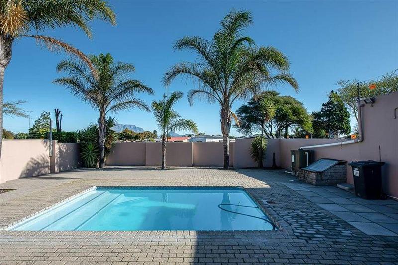 1 Bedroom Property for Sale in Bothasig Western Cape